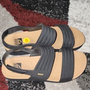 Reef Black and Tan Woven Sandals